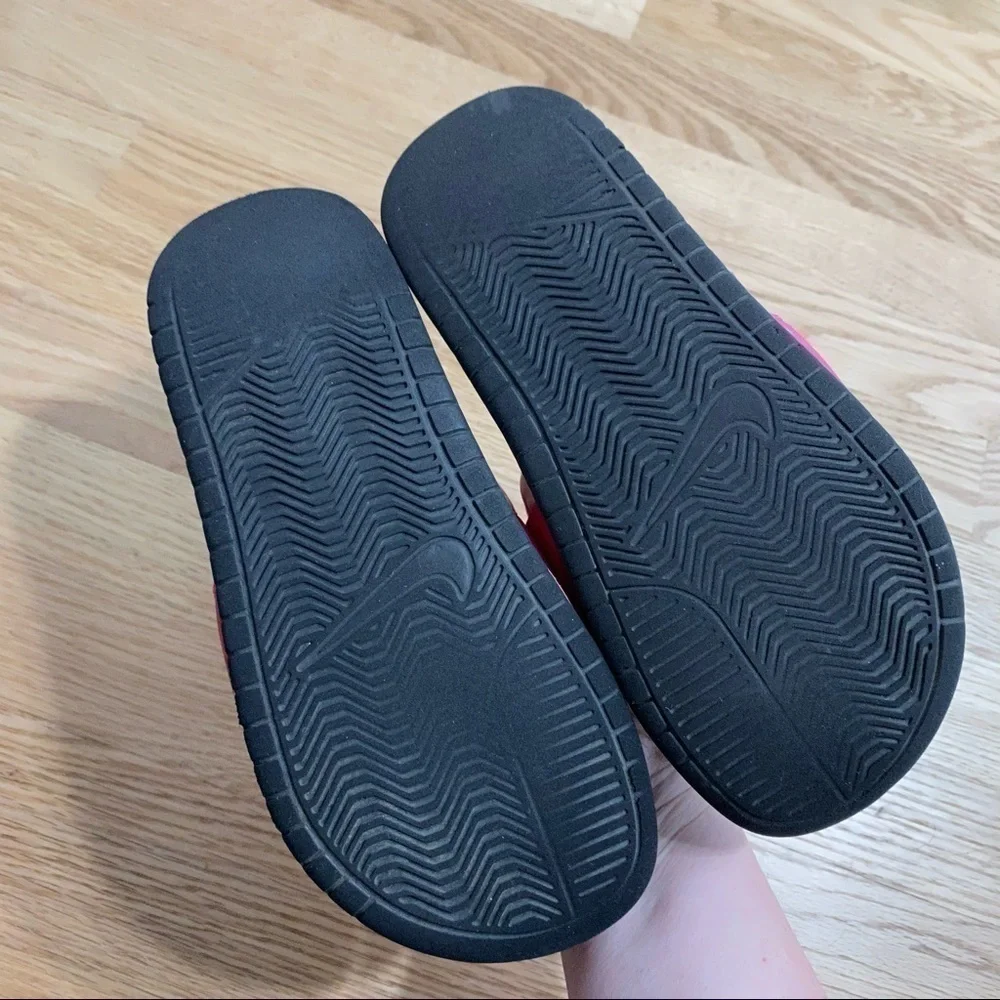 Nike Slides Sandals Pink Sz 4 Girls Kids